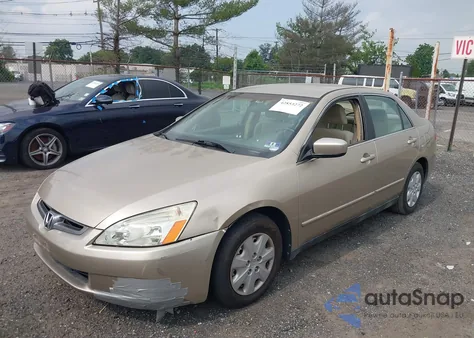 2003 Honda Accord 2.4 Lx z USA, uszkodzony, nr VIN 1HGCM56443A139346